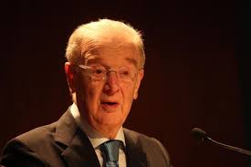 2018 luzia batista / ariella arlesisla Jorge Sampaio Foi Transferido De Helicoptero Para Hospital De Lisboa Portugal Sabado