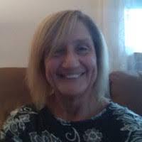 Lisa Helsley's Instagram, Twitter & Facebook