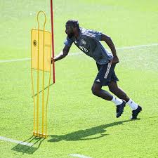 Bite is a misdirection, he does not actually bite. Antonio Rudiger Toniruediger Twitter