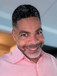 Spreading kindness with simple gestures