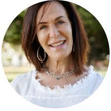 Yvette Mayer's Instagram, Twitter & Facebook