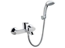 Keran difungsikan untuk menyalurkan air dari pasokan menuju tempat yang kita inginkan. Shower Set Berbagai Jenis Cocok Untuk Kamar Mandi Anda Isibangunan