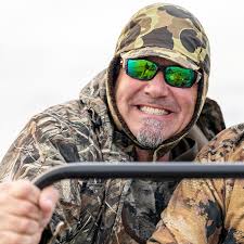 Has anyone received an order from Drake Knives within the past year?