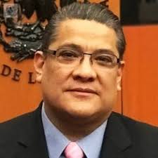 20 médicos especialistas en Técnicas Mínimamente Invasivas de AsisMed