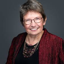 Karen Lohnes's Instagram, Twitter & Facebook