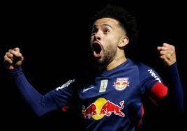 — red bull bragantino (@redbullbraga) august 12, 2021 a primeira passagem de claudinho pelo bragantino foi em 2016, emprestado pelo corinthians, três anos antes da aquisição pela red bull. Sporting Interested In Claudinho Red Bull Star Zap Sports Prime Time Zone