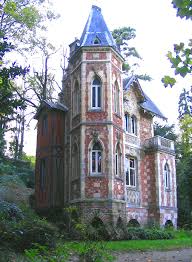Huge House Tiny Castle Abandoned Houses Abandoned Mansions Beautiful Buildings