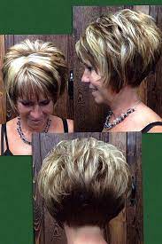 Fall Hilites Stacked Bob Chunky Hilites Short Hair With Bangs Stacked Hair Stacked Haircuts
