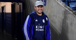 Setelah timo werner merapat dan sukses mengamankan hakim ziyech, chelsea kini dikabarkan siap mendatangkan bek kiri leicester city, ben chilwell (23 tahun). Chelsea To Follow Up 54m Werner Deal With Another Big Transfer