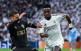 Video bóng đá Real Madrid - Valencia: Đòn đau phút 90+5, đánh sập Bernabeu  (La Liga)