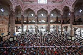 For example, malaysia has a record of religious tolerance that should be the envy of all plural societies. Muslim Leaders Call For Religious Tolerance In Malaysia Uca News