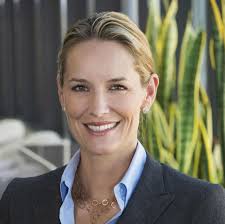 US-international relations important to economy, Pinal group told