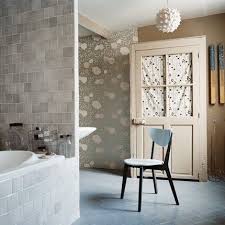 Marthe Desmoulins Et Son Compagnon Le Graphiste Franck Dorat Bathrooms Remodel Home Interior