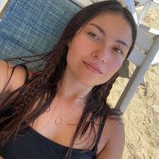 Selena Dutton's Instagram, Twitter & Facebook