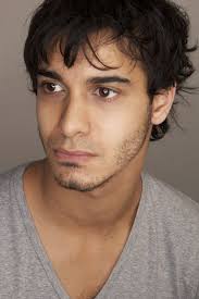Walter O Brien As Elyes Gabel Photo I 2020 Serier