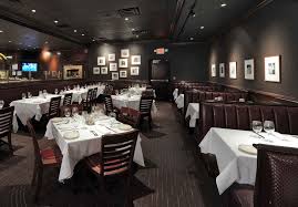 I find there to be less children and family although there are slots, table games, multiple dining options & a nightclub right downstairs the real for a slightly larger room, the fox tower at foxwoods has the producer suite, a chic suite that has. Richardson Silver Fox