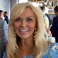 Sue Stitt's Instagram, Twitter & Facebook