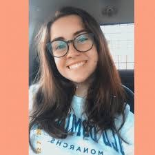 Melanie Hurd's Instagram, Twitter & Facebook