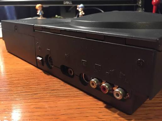 پشت کنسول آمیگا CD32