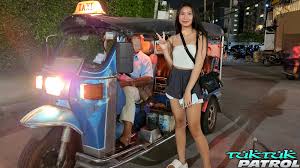 Asian Sex Movie with Dafang Horny Teen and Tuktukpatrol