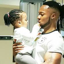 Leke adeboye is the last born of the general overseer of the redeemed christian church of god (r.c.c.g); Singer Flavour Or His Daughter Who Rocked The Hairstyle Better Photo 36ng