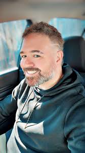 What are opinions about the Subway next to Strawberry Square?