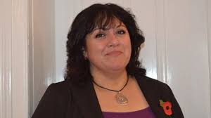 Quién es Leona Lucila Vidal Roberts, la legisladora chilena más votada en  Islas Malvinas