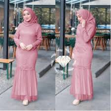 Baju gamis masih tetap menjadi tren dan pilihan utama para muslimah yang ingin tampil modis dan cantik di tahun ini. Baju Gamis Brukat Wanita Remaja Terbaru Trend Duyung Kekinian Lebaran 2021 Bahn Brokat Corneli Murah Shopee Indonesia