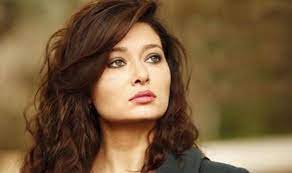 Nurgül yeşilçay, son nefesime kadar dizisinin başrolünde mihri rolü ile yer alıyor. Nurgul Yesilcay Geliyor Gelmekte Olan Diyerek Paylasti Son Nefesime Kadar Kadrosu Belli Oldu