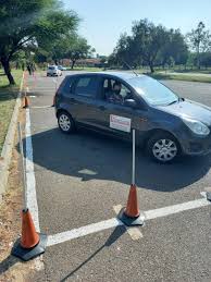 Here's a quick an easy way to practice your parallel parking using traffic cones or markers. How To Do The Parallel Parking Avant Garde Driving School