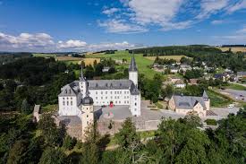 Neuhausen is a neighborhood in the northwestern part of munich. Schlosshotel Purschenstein Saxony At Hrs With Free Services