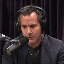 Kirk Sandifer (@Ksandatx)