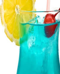 Cocktail Schtroumpf Pour 1 Personne Recettes Elle A Table Recette Recette Cocktail Cocktail Recette