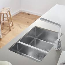 Grohe K700 Gleich Zwei Becken Bietet Diese Edelstahl Spule Fur Den Unterbau Waschen Sie In Einem Geschirr Ab Und Lassen Sie I Kuchenspule Unterbauspule Kuche