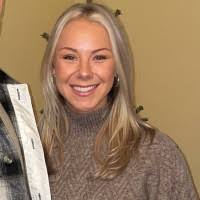 500+ "Drinkwine" profiles