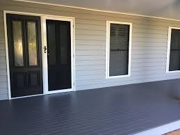 Weatherboard Dulux Flooded Gum Dulux Weathershield Semi Gloss Deck Dulux Raku Cabot S Timber Colour Trims Exterior House Colors House Colors House Exterior