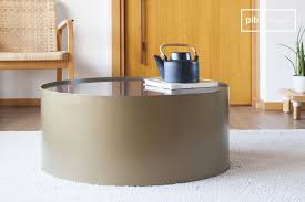 Que vous ayez un intérieur de style scandinave, rétro. Table Basse Ronde En Laiton Dore Et Marbre Mat Dickinson Pib