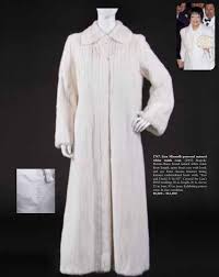 Check spelling or type a new query. Liza Minnelli Selling Off Her Wedding Dress Awards And Family Photos