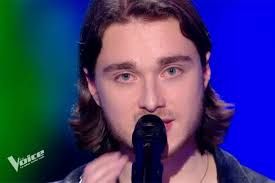 Replay "The Voice" : Elliot chante "Mr Sandman" de The Chordettes (vidéo)