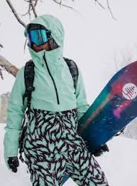 Jackor, tekniska fleecetröjor och förstärkningsplagg från Burton för dam