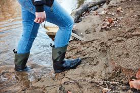 Despite starting from a small town, the brand's products can now be found in stores worldwide. Best Rubber Boots 2021 Utility And Rain Boots