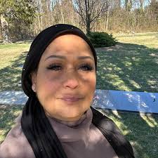 Shout out to Stafford Hospital Star Thrower Award 𓇼 winner, Sandra Rios!  Sandra is the birth registrar at Stafford Hospital's Family Birth Place,  and she was nominated for the award by her