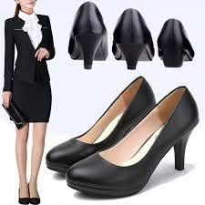 Comfort Shoes Brands Comfortable Shoes For Work Most Comfortable Womens Dress Shoes Most Com Dress Shoes Womens Sweaters Women Fashion Fashion Clothes Women