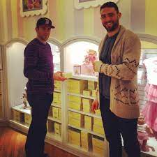 Meet kristyn yandle, wife of nhl player keith yandle. Paul Bissonnette On Twitter Helping Keith Yandle Pick Out An Outfit For His Daughters American Girl Doll You Dads Don T Get Enough Credit Http T Co Xjavftznyo