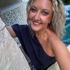 Please remember the family and friends of Tom Estes during this difficult  time.