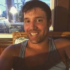 Ethan Dorr's Instagram, Twitter & Facebook