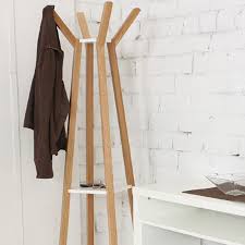 Porte Manteaux Sur Pied En Chene Helsinki Porte Manteaux Meuble A Fabriquer Soi Meme Diy Maison