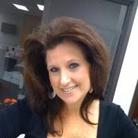 Tracy Hillman's Instagram, Twitter & Facebook