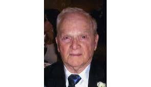 Dennis Bellinger's Instagram, Twitter & Facebook