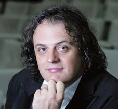 Há cem anos nascia o maestro brasileiro que conquistou os principais palcos  do mundo